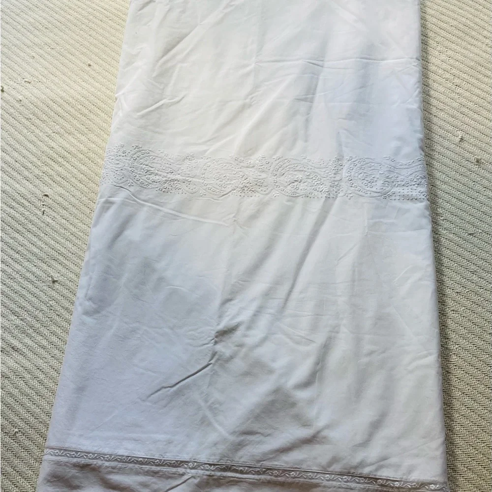 Sferra Bros Italian Egyptian cotton duvet cover hand embroidered floral lace.